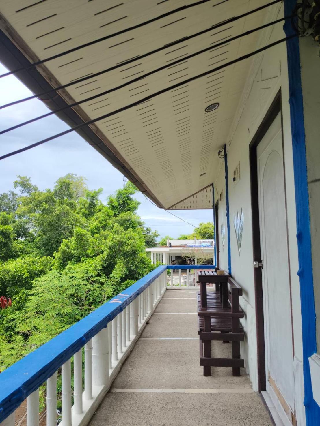 Simple Life Talay & Divers Resort Koh Tao Exterior photo